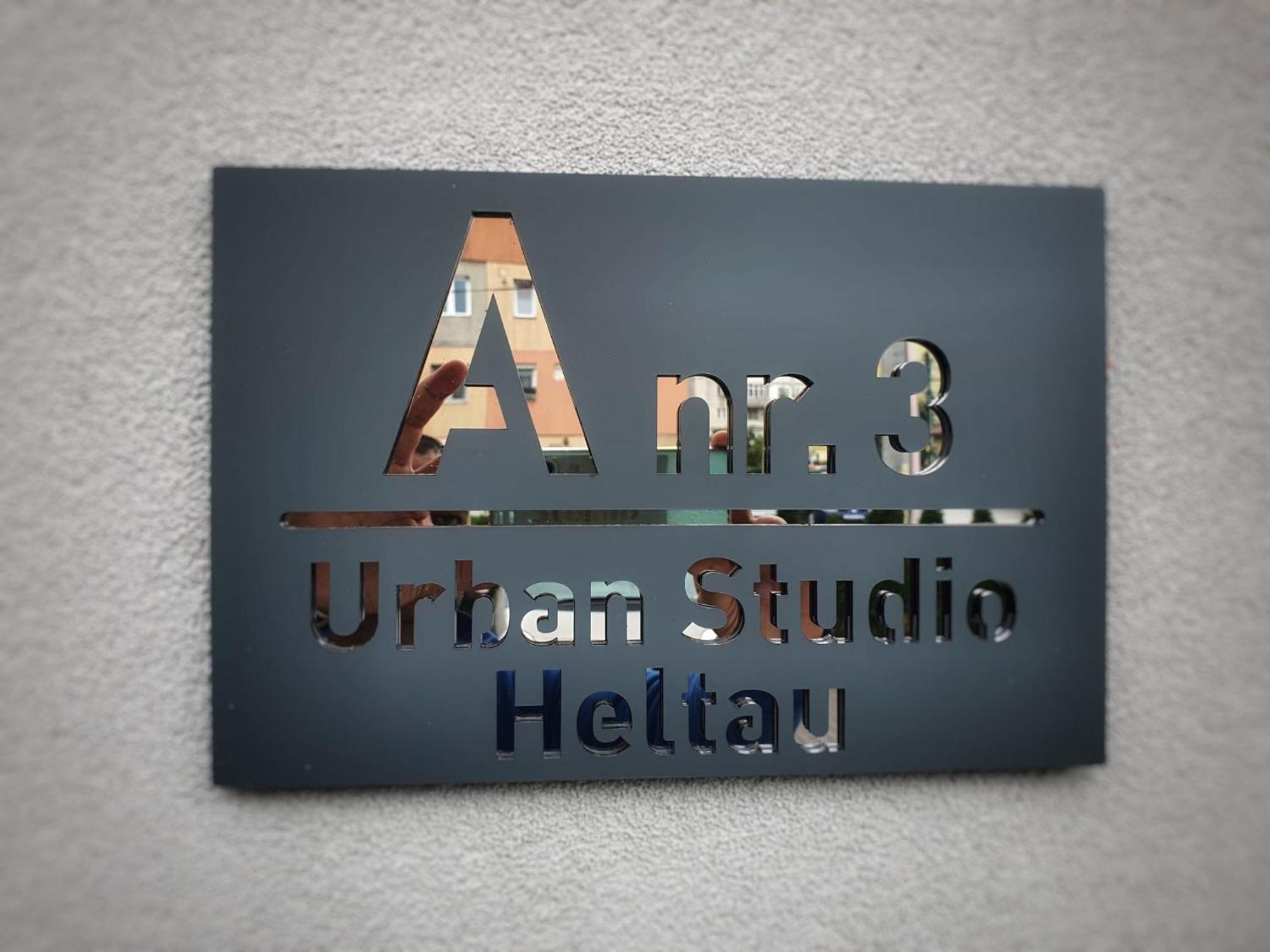 Urban Studio Heltau Cisnădie Eksteriør billede